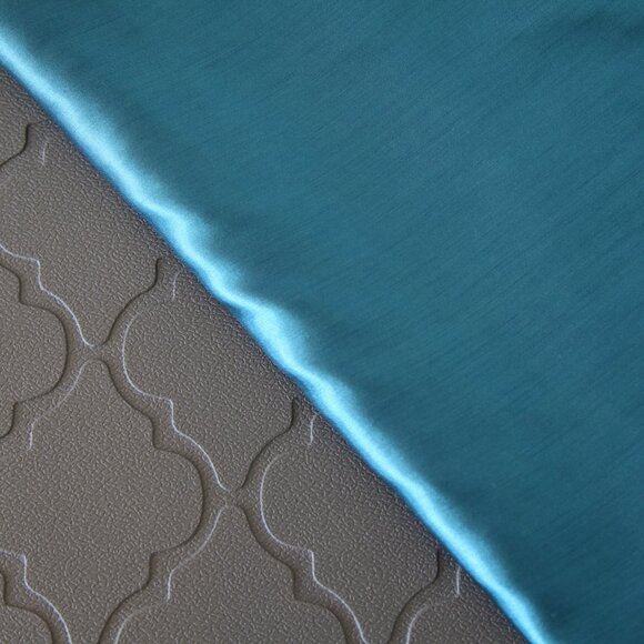 Teal Polyester Table Cloth - Picture 4 of 15
